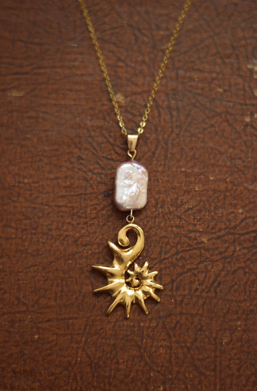 ‘Water Nymph’ Freshwater Pearl Seashell Necklace
