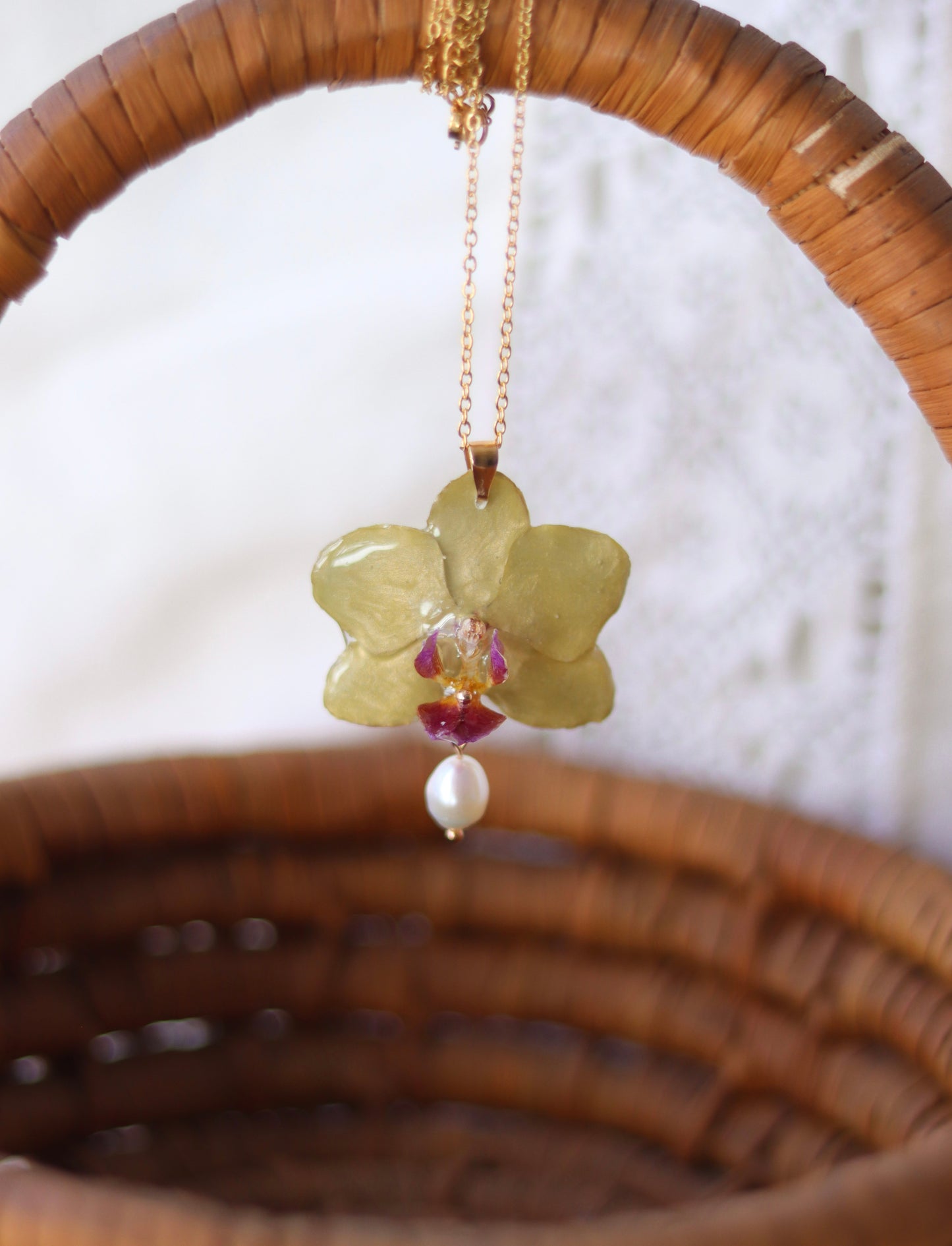 Orchid & Freshwater Pearl Necklace