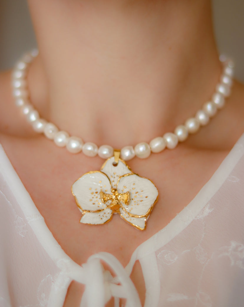 ‘Speckled Orchid’ Freshwater Pearl Porcelain Necklace