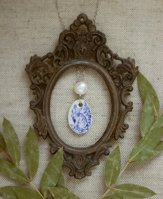 ‘Cat’ Freshwater Pearl Porcelain Necklace