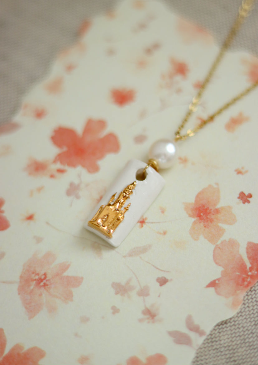 ‘Golden Castle’ Freshwater Pearl Porcelain Necklace