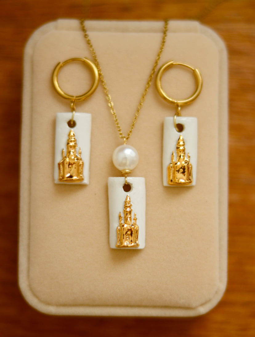 ‘Golden Castle’ Freshwater Pearl Porcelain Necklace