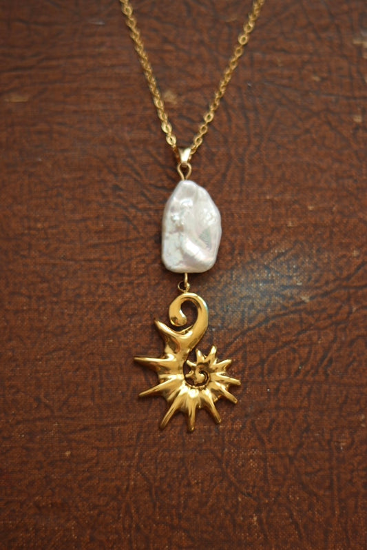 ‘Water Nymph’ Freshwater Pearl Seashell Necklace