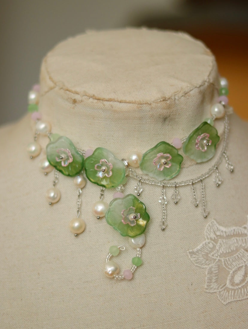 ‘Water Lily’ Freshwater Pearl Necklace