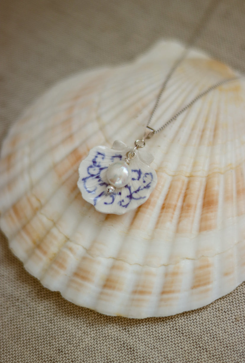 ‘Delft Seashell’ Sterling Silver Freshwater Pearl Porcelain Necklace