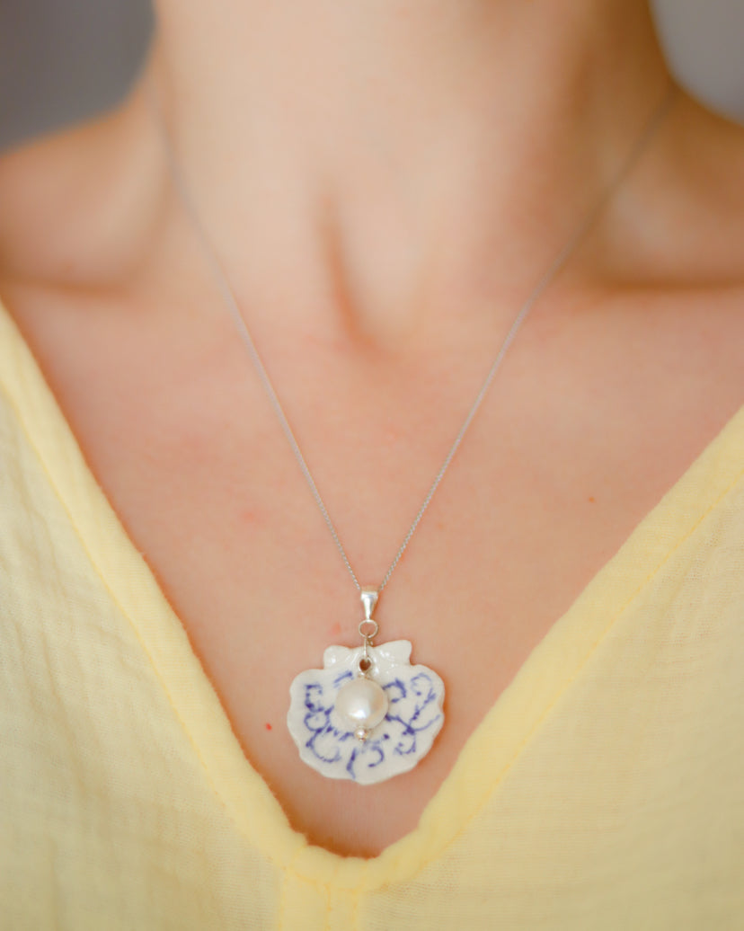 ‘Delft Seashell’ Sterling Silver Freshwater Pearl Porcelain Necklace